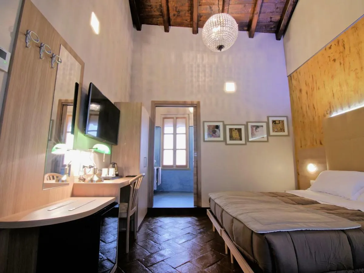 Locanda Papa Nene Osnago 0*,  Italien