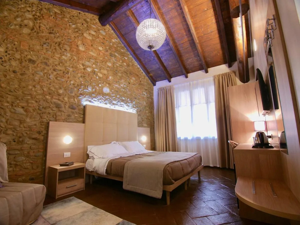 Locanda Papa Nene Osnago Gasthof